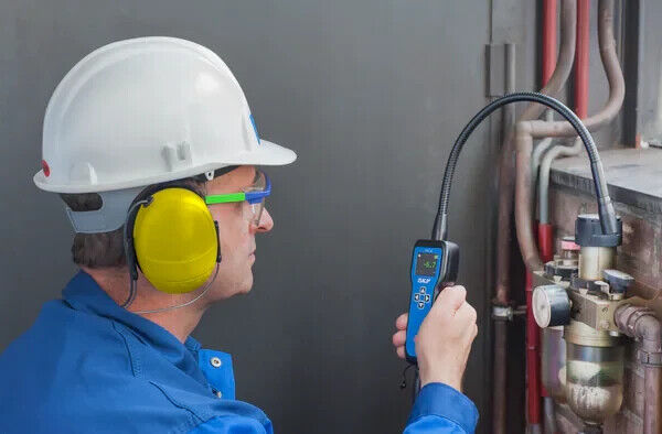 SKF TKSU 10 Ultrasonic leak detector Easy and intuitive to use No training req